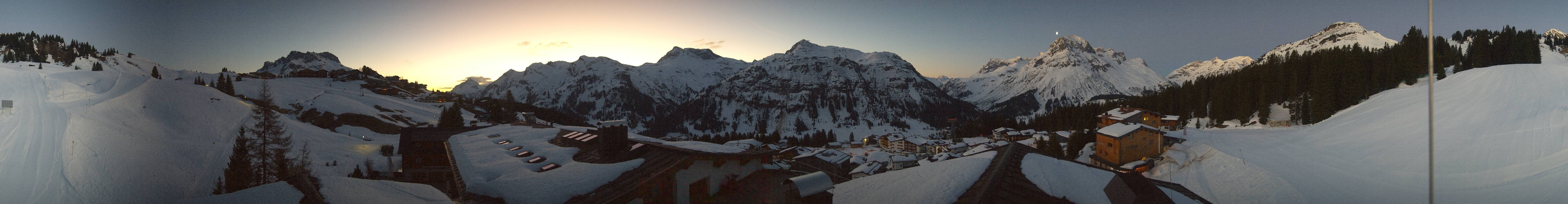 Archiv Foto Webcam Panorama Oberlech - Hotel Goldener Berg