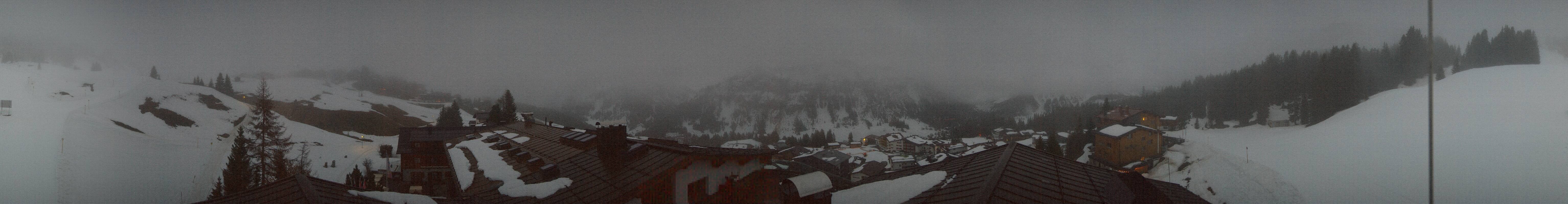 Archiv Foto Webcam Panorama Oberlech - Hotel Goldener Berg