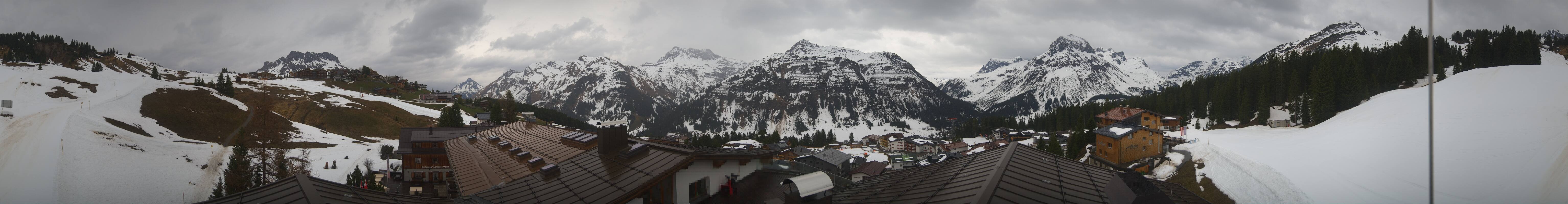 Archiv Foto Webcam Panorama Oberlech - Hotel Goldener Berg