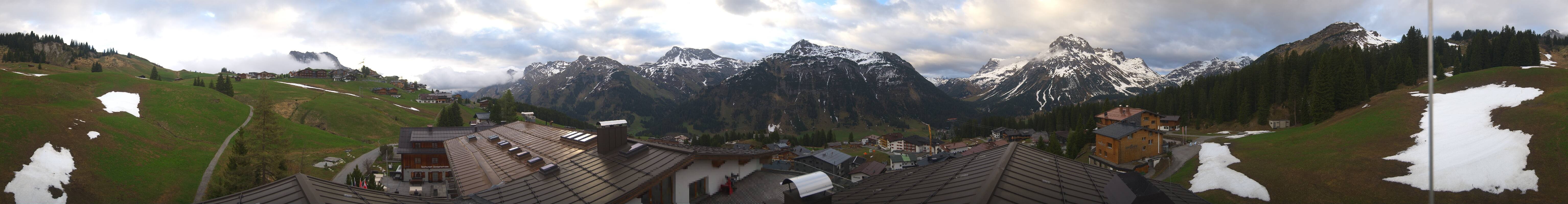 Archiv Foto Webcam Panorama Oberlech - Hotel Goldener Berg