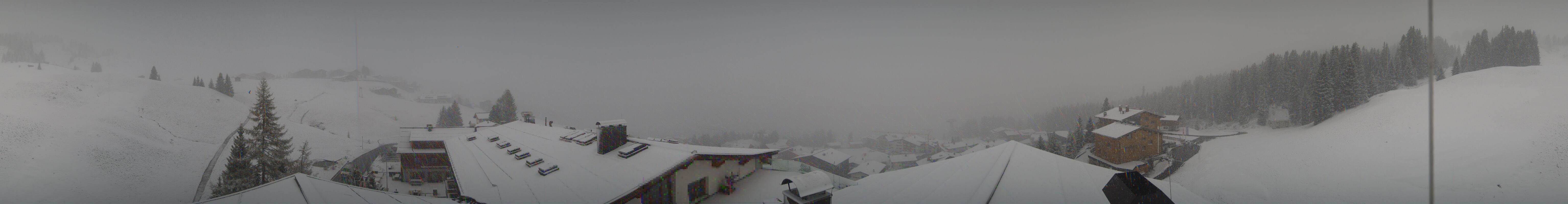 Archiv Foto Webcam Panorama Oberlech - Hotel Goldener Berg