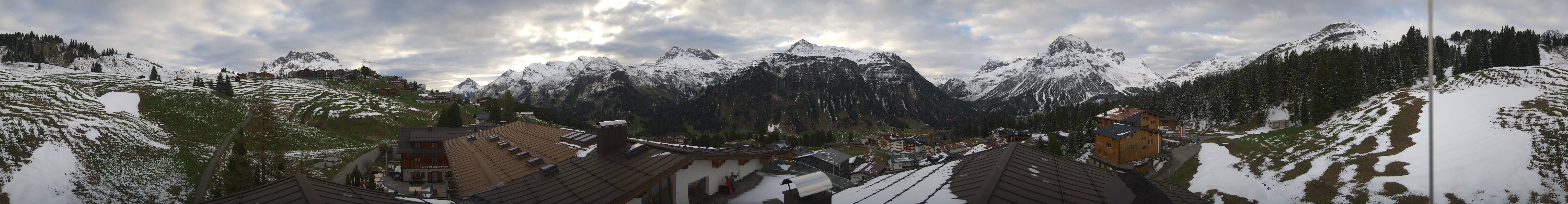 Archiv Foto Webcam Panorama Oberlech - Hotel Goldener Berg