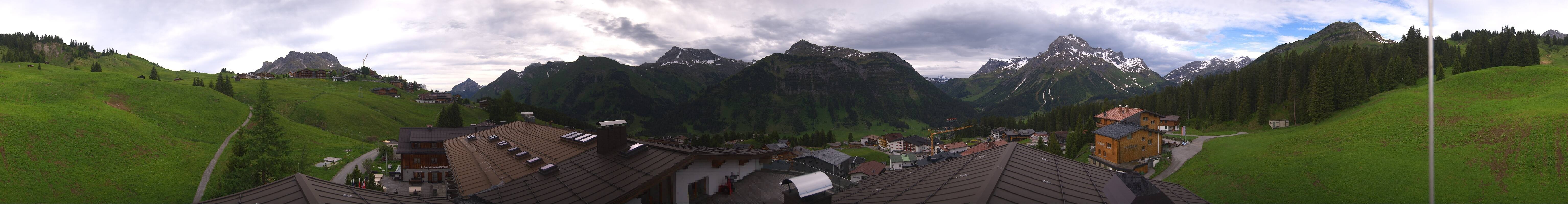 Archiv Foto Webcam Panorama Oberlech - Hotel Goldener Berg