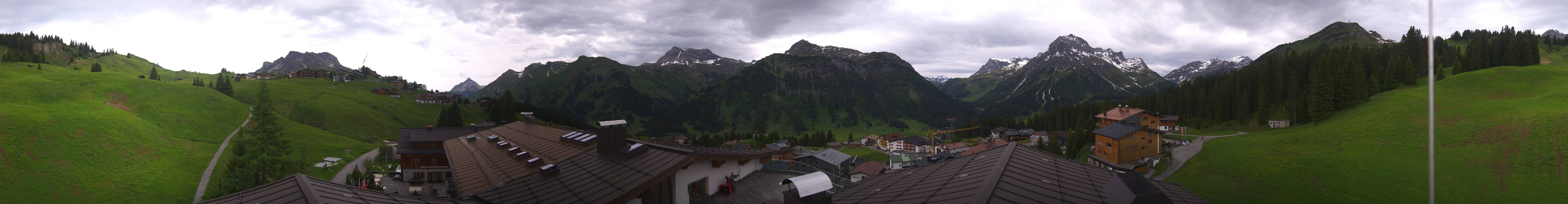 Archiv Foto Webcam Panorama Oberlech - Hotel Goldener Berg