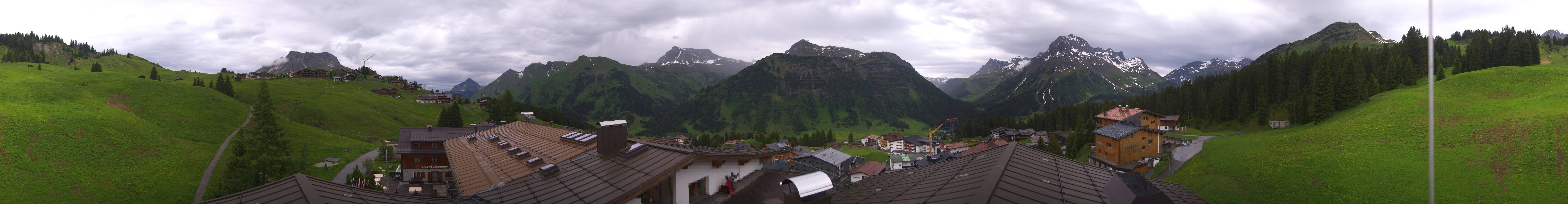 Archiv Foto Webcam Panorama Oberlech - Hotel Goldener Berg
