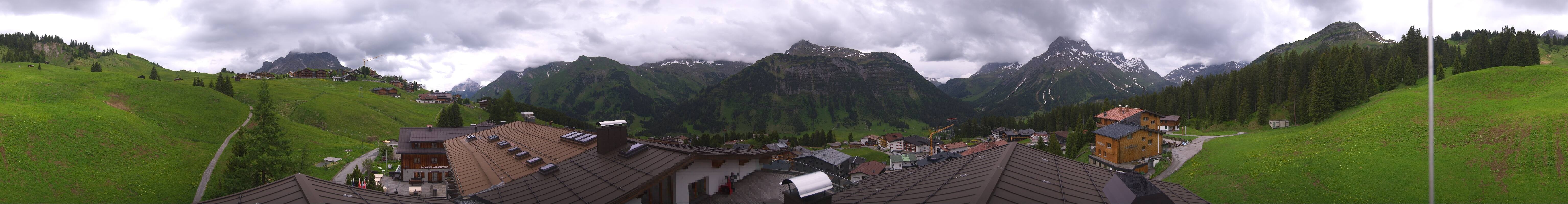 Archiv Foto Webcam Panorama Oberlech - Hotel Goldener Berg