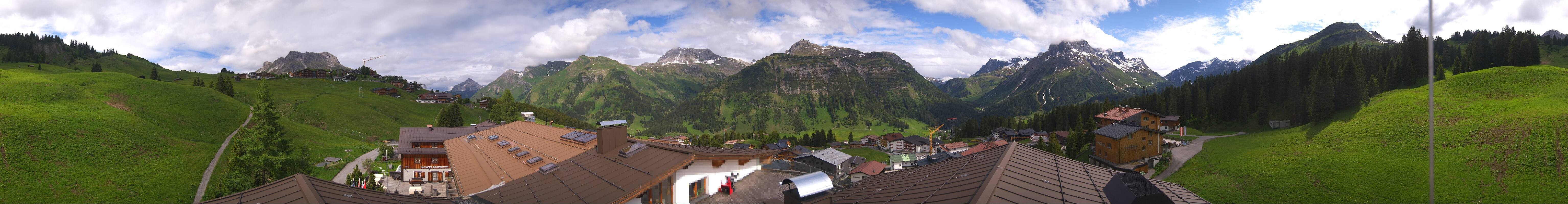 Archiv Foto Webcam Panorama Oberlech - Hotel Goldener Berg
