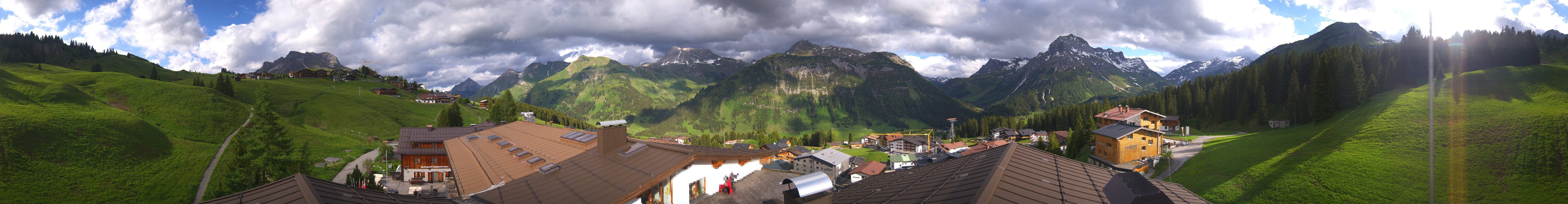 Archiv Foto Webcam Panorama Oberlech - Hotel Goldener Berg