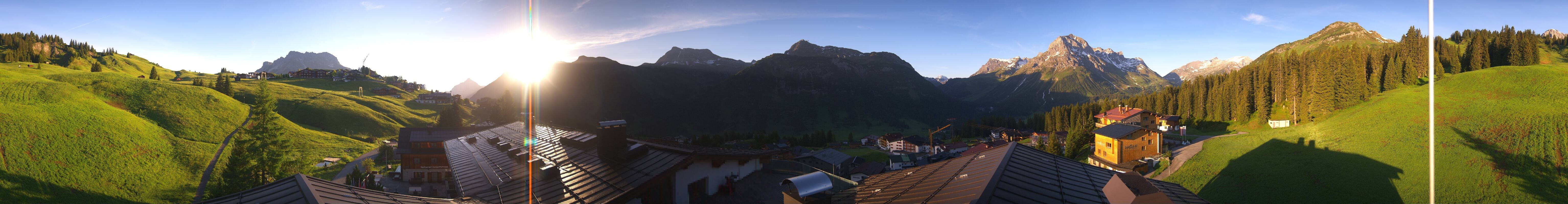 Archiv Foto Webcam Panorama Oberlech - Hotel Goldener Berg