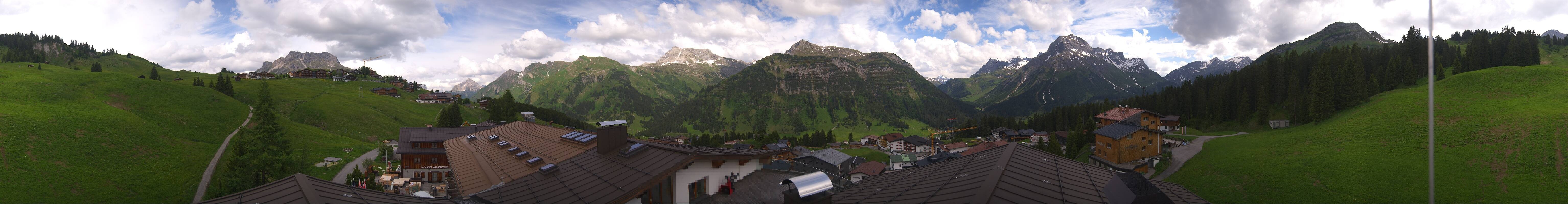 Archiv Foto Webcam Panorama Oberlech - Hotel Goldener Berg