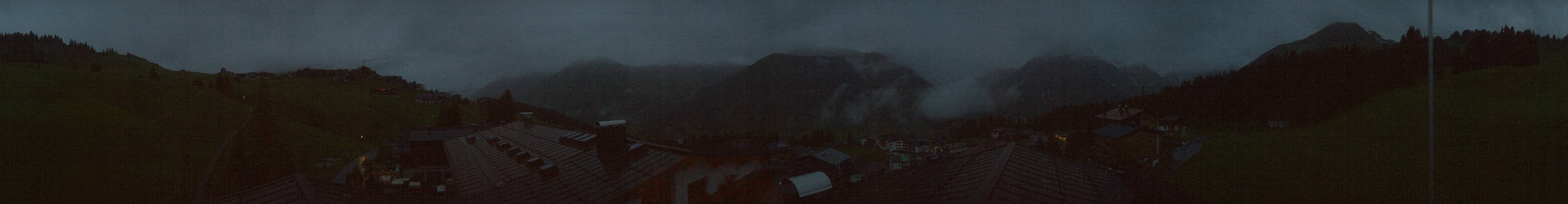 Archiv Foto Webcam Panorama Oberlech - Hotel Goldener Berg
