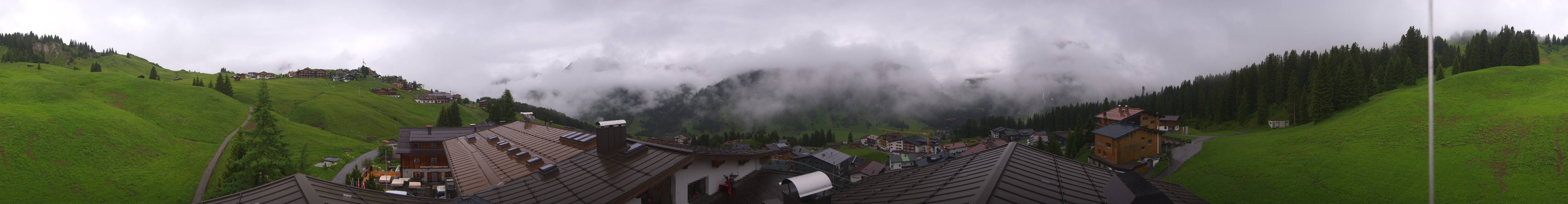 Archiv Foto Webcam Panorama Oberlech - Hotel Goldener Berg