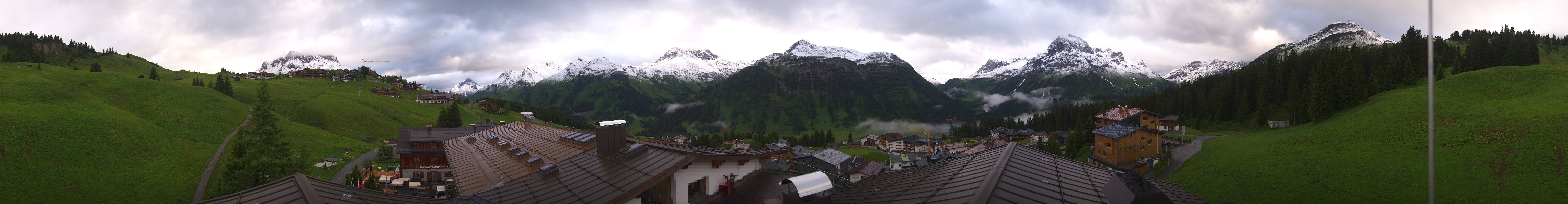 Archiv Foto Webcam Panorama Oberlech - Hotel Goldener Berg