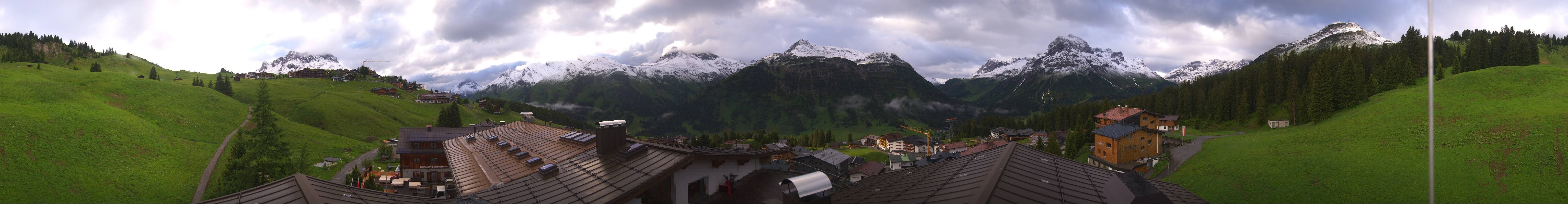Archiv Foto Webcam Panorama Oberlech - Hotel Goldener Berg
