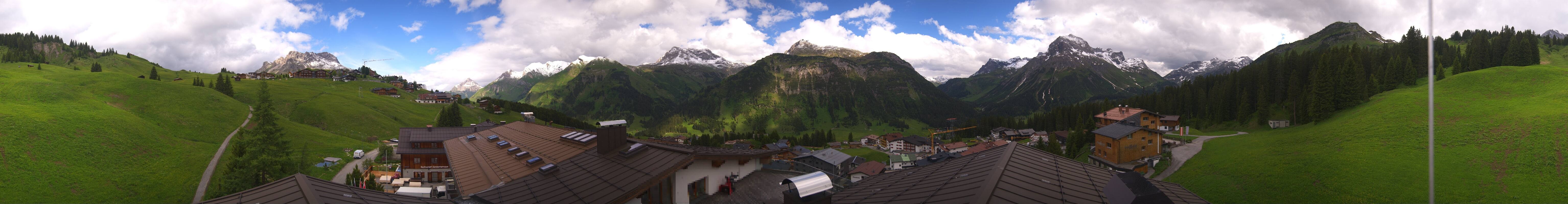 Archiv Foto Webcam Panorama Oberlech - Hotel Goldener Berg