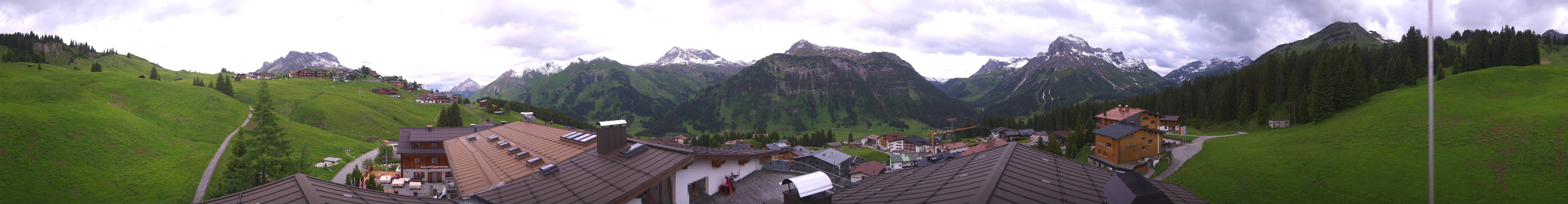 Archiv Foto Webcam Panorama Oberlech - Hotel Goldener Berg