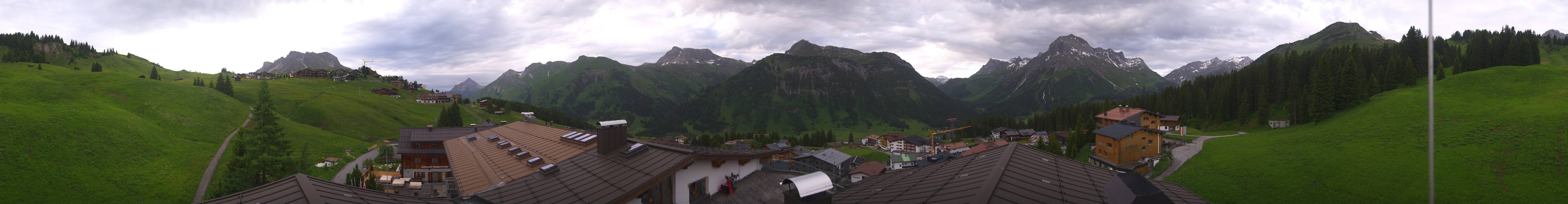 Archiv Foto Webcam Panorama Oberlech - Hotel Goldener Berg