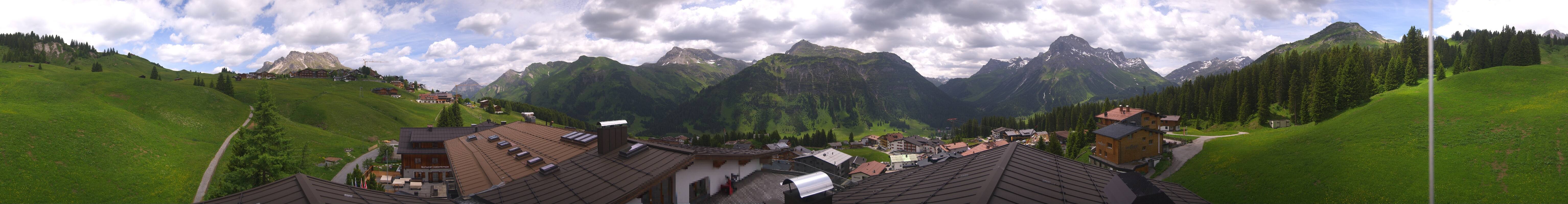 Archiv Foto Webcam Panorama Oberlech - Hotel Goldener Berg