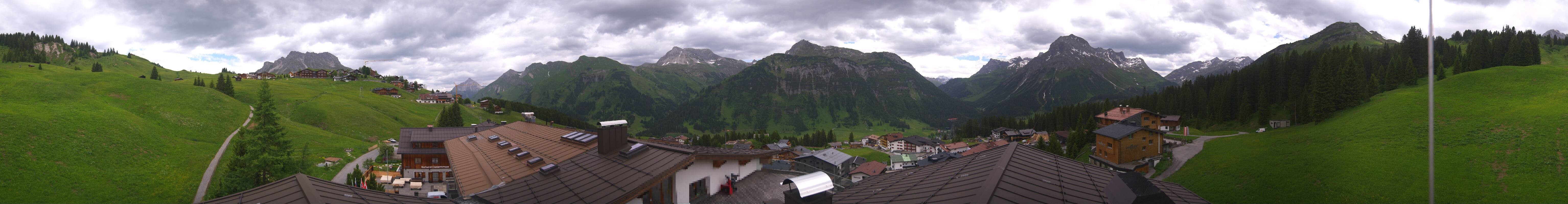 Archiv Foto Webcam Panorama Oberlech - Hotel Goldener Berg