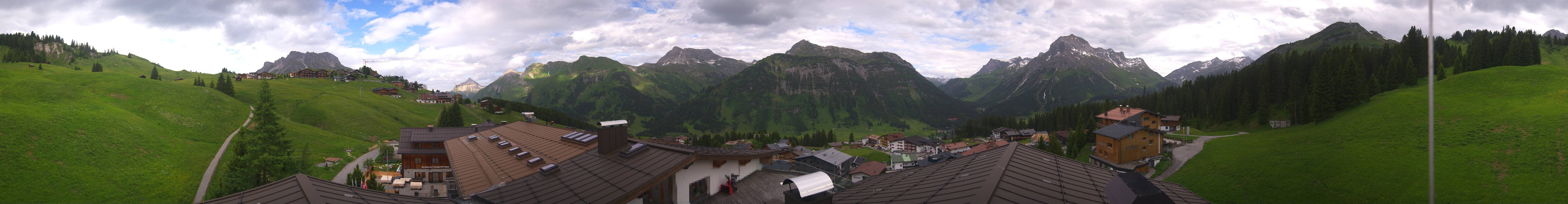 Archiv Foto Webcam Panorama Oberlech - Hotel Goldener Berg