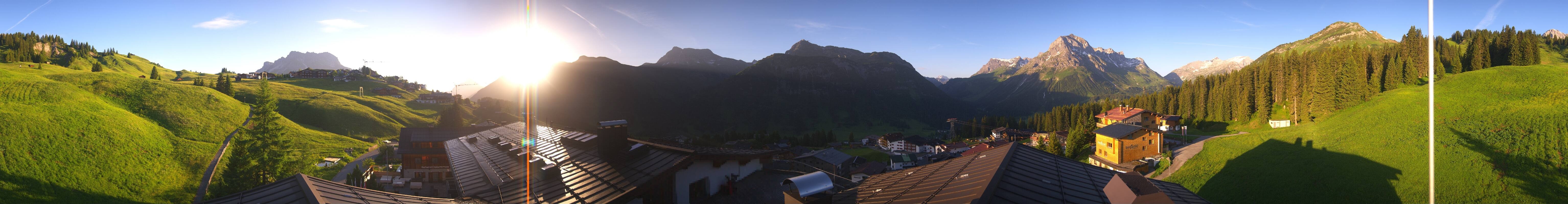 Archiv Foto Webcam Panorama Oberlech - Hotel Goldener Berg