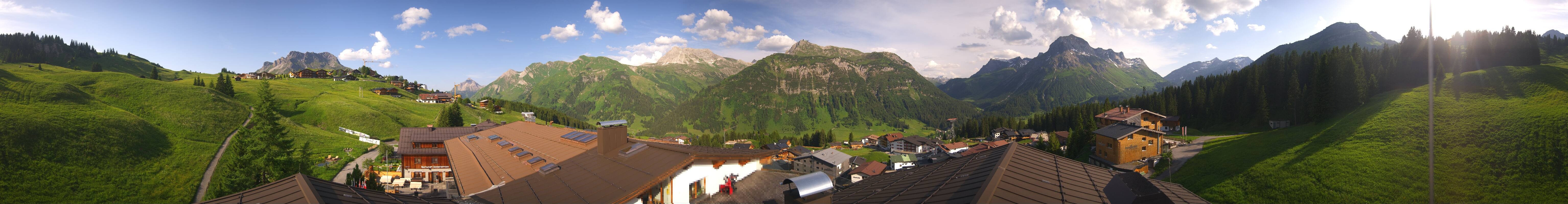 Archiv Foto Webcam Panorama Oberlech - Hotel Goldener Berg