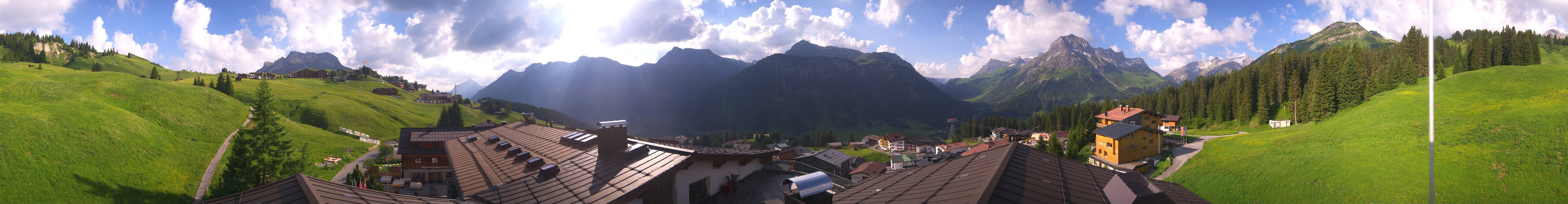 Archiv Foto Webcam Panorama Oberlech - Hotel Goldener Berg