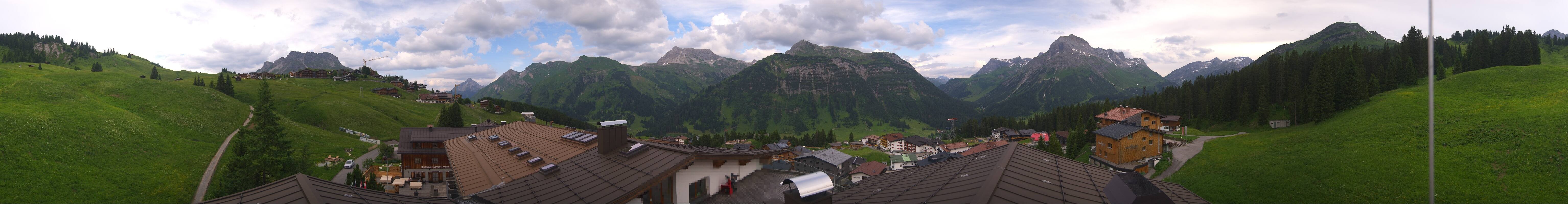 Archiv Foto Webcam Panorama Oberlech - Hotel Goldener Berg