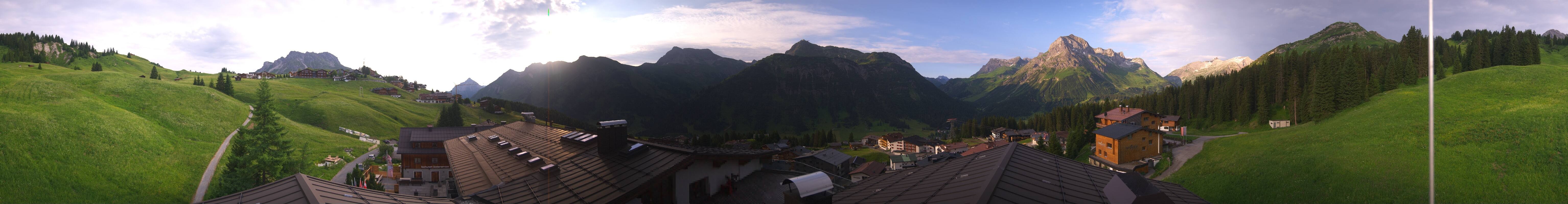 Archiv Foto Webcam Panorama Oberlech - Hotel Goldener Berg