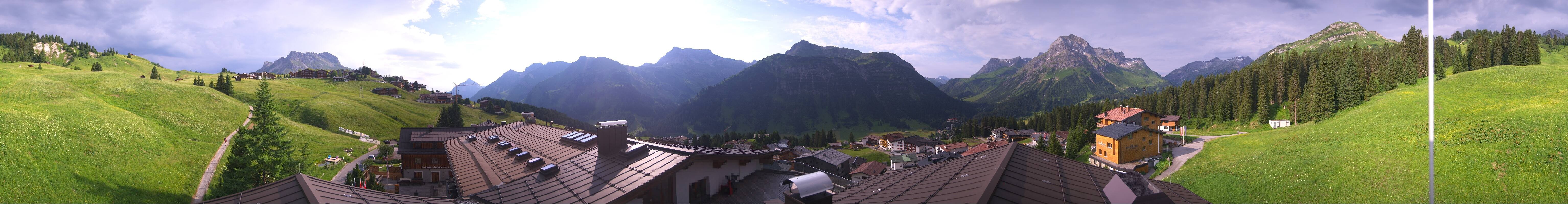 Archiv Foto Webcam Panorama Oberlech - Hotel Goldener Berg