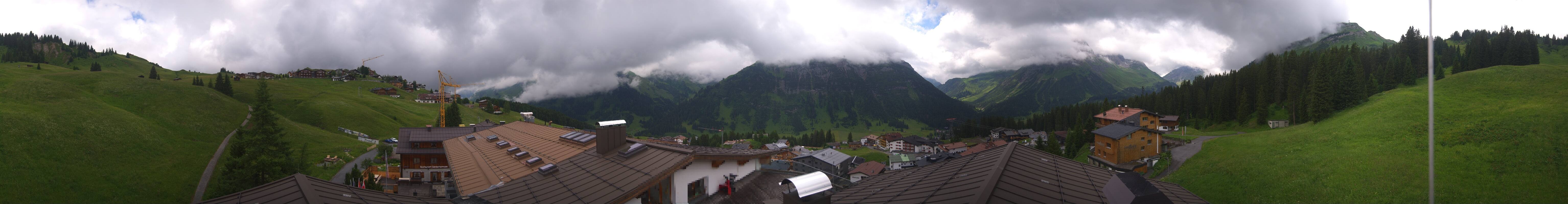 Archiv Foto Webcam Panorama Oberlech - Hotel Goldener Berg