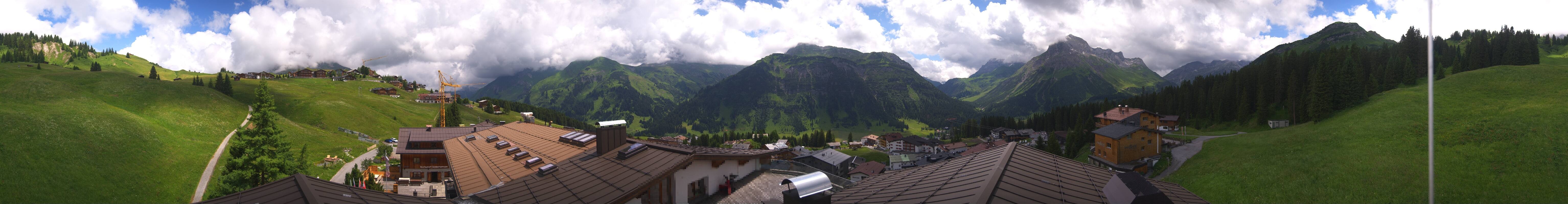 Archiv Foto Webcam Panorama Oberlech - Hotel Goldener Berg
