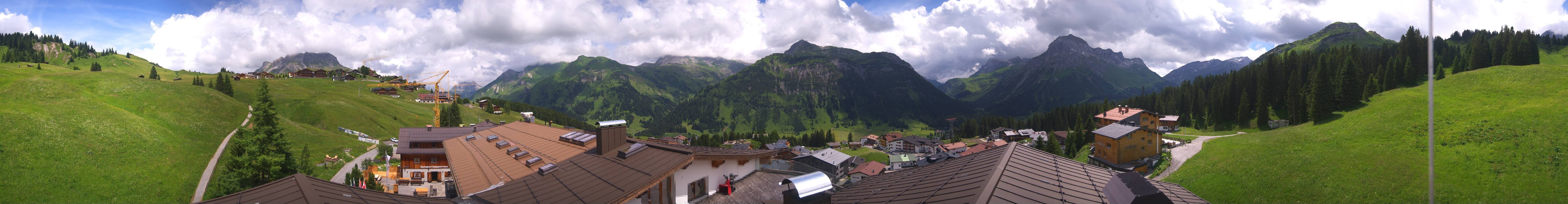 Archiv Foto Webcam Panorama Oberlech - Hotel Goldener Berg