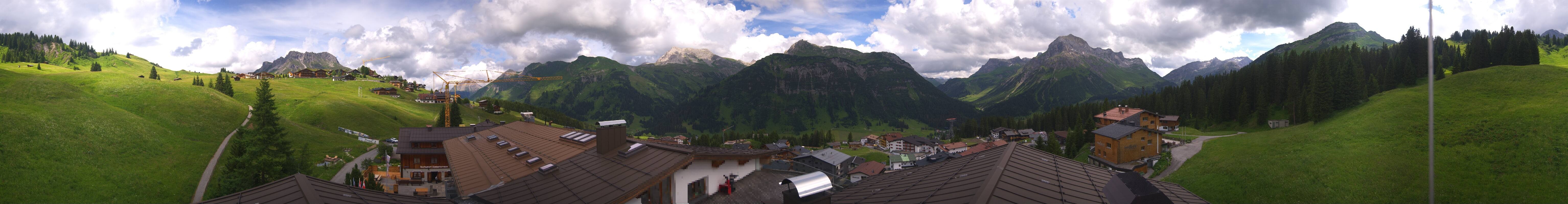 Archiv Foto Webcam Panorama Oberlech - Hotel Goldener Berg