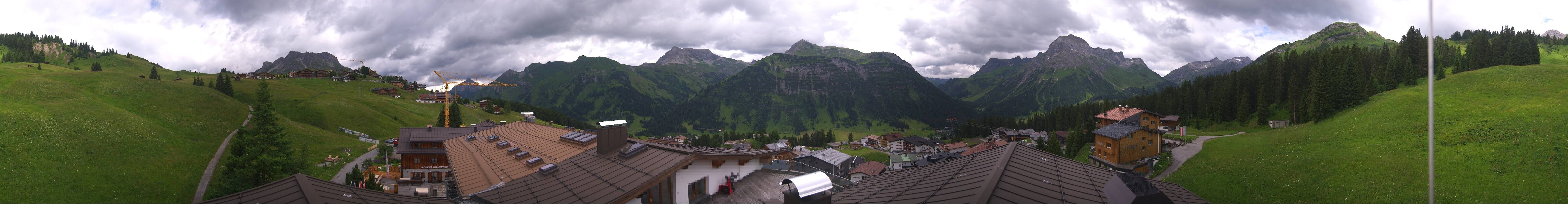 Archiv Foto Webcam Panorama Oberlech - Hotel Goldener Berg