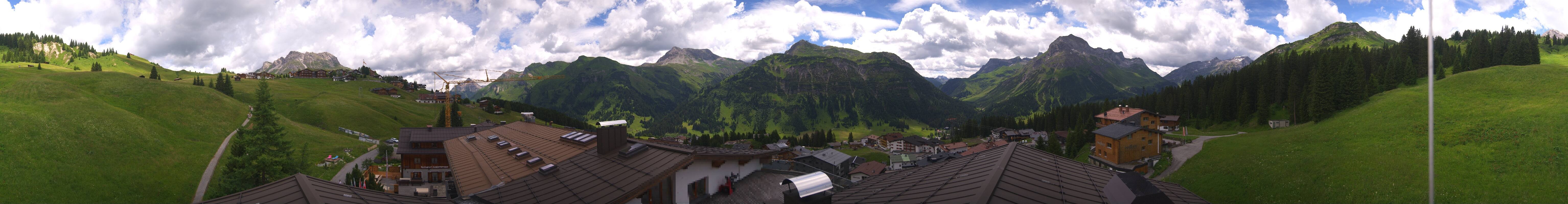 Archiv Foto Webcam Panorama Oberlech - Hotel Goldener Berg