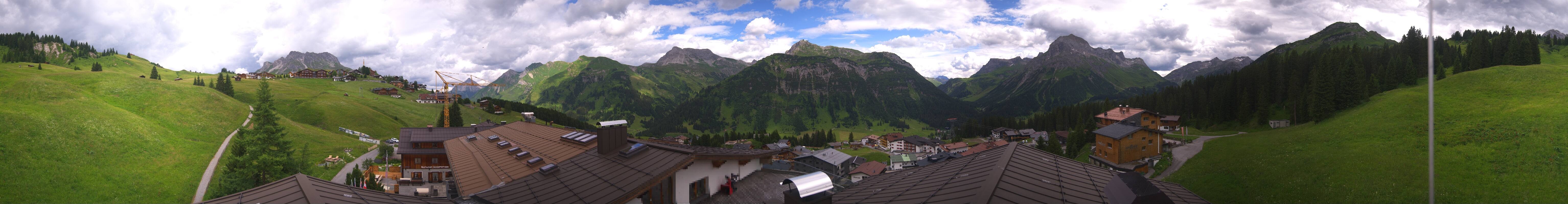 Archiv Foto Webcam Panorama Oberlech - Hotel Goldener Berg
