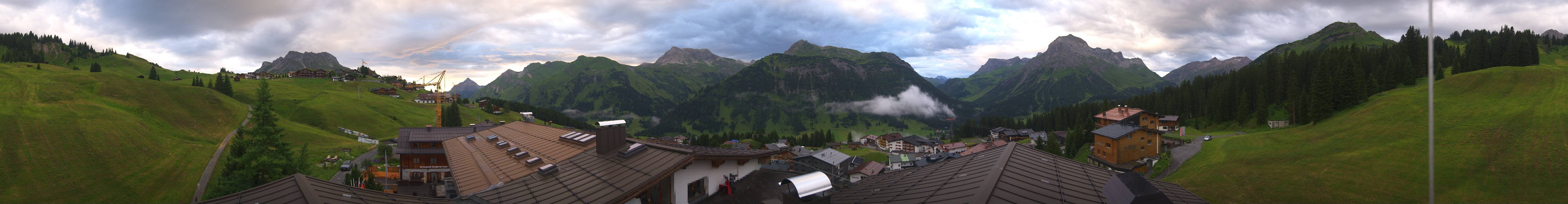 Archiv Foto Webcam Panorama Oberlech - Hotel Goldener Berg