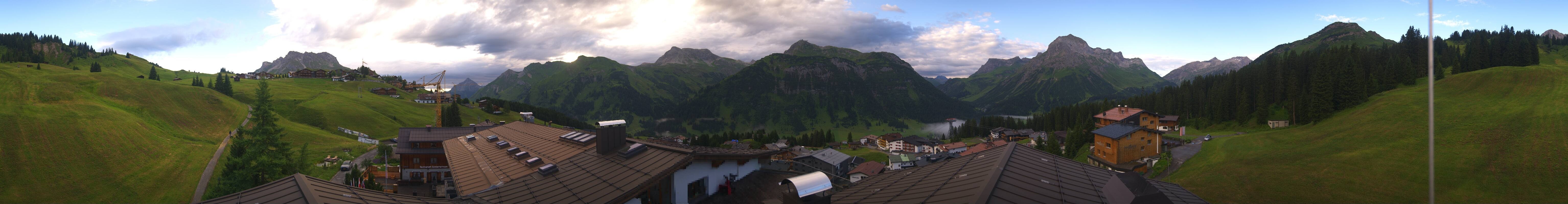 Archiv Foto Webcam Panorama Oberlech - Hotel Goldener Berg