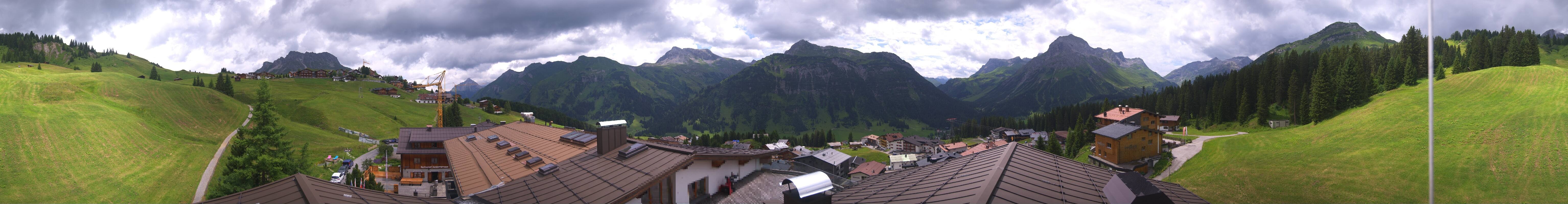 Archiv Foto Webcam Panorama Oberlech - Hotel Goldener Berg