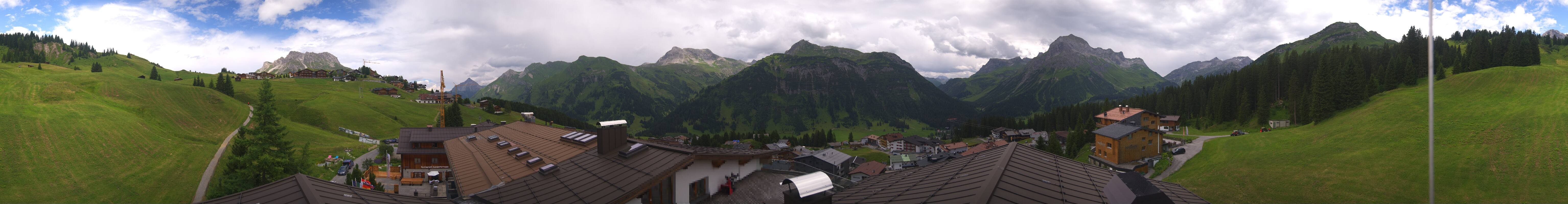 Archiv Foto Webcam Panorama Oberlech - Hotel Goldener Berg