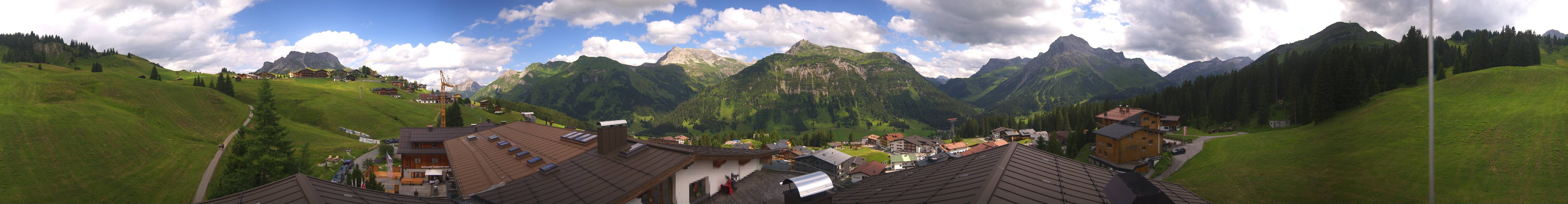 Archiv Foto Webcam Panorama Oberlech - Hotel Goldener Berg