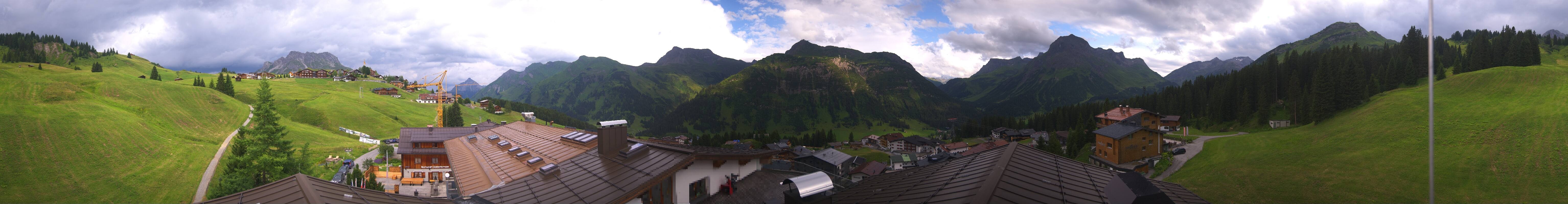 Archiv Foto Webcam Panorama Oberlech - Hotel Goldener Berg