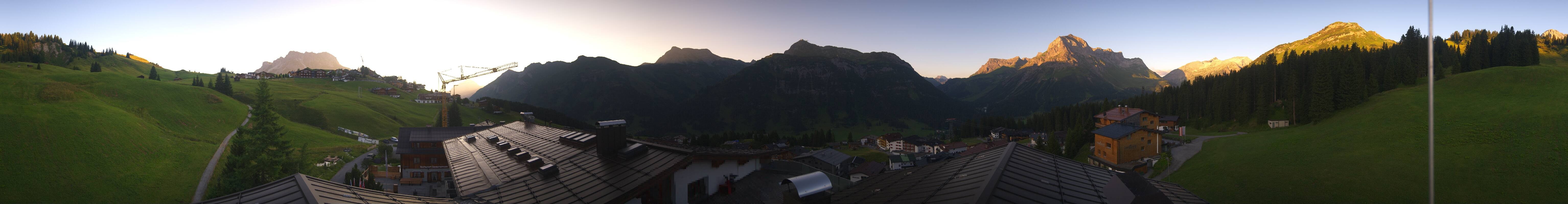 Archiv Foto Webcam Panorama Oberlech - Hotel Goldener Berg