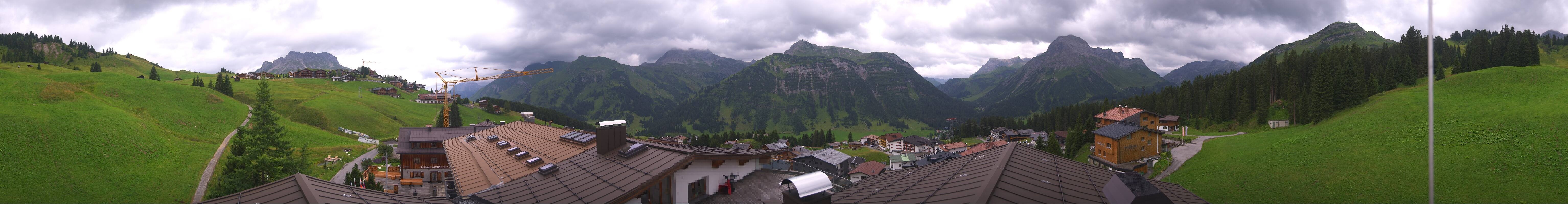 Archiv Foto Webcam Panorama Oberlech - Hotel Goldener Berg