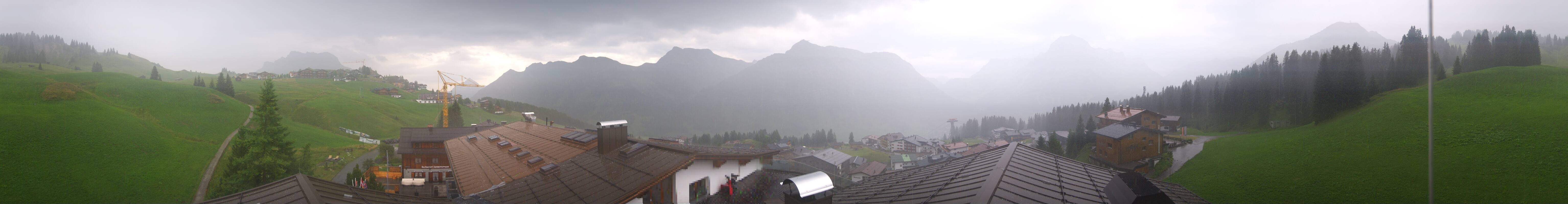 Archiv Foto Webcam Panorama Oberlech - Hotel Goldener Berg