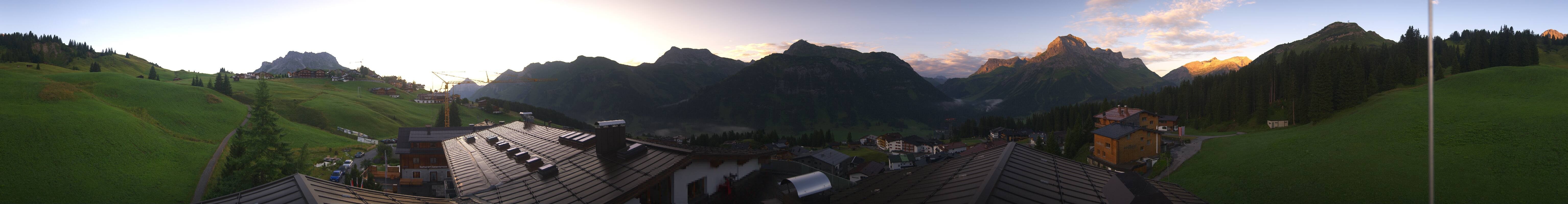 Archiv Foto Webcam Panorama Oberlech - Hotel Goldener Berg