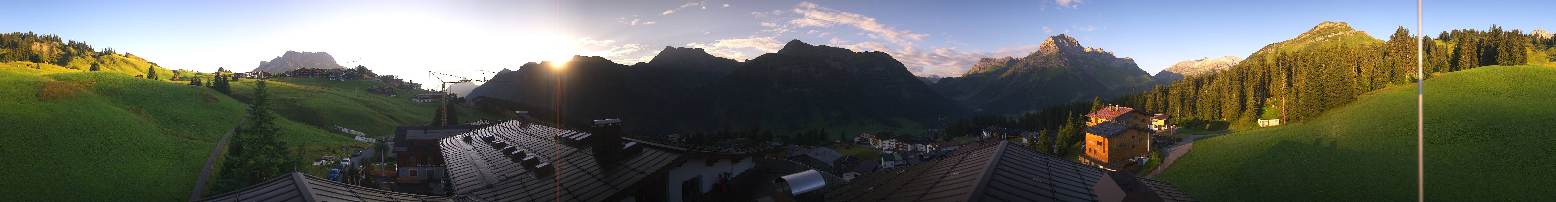 Archiv Foto Webcam Panorama Oberlech - Hotel Goldener Berg