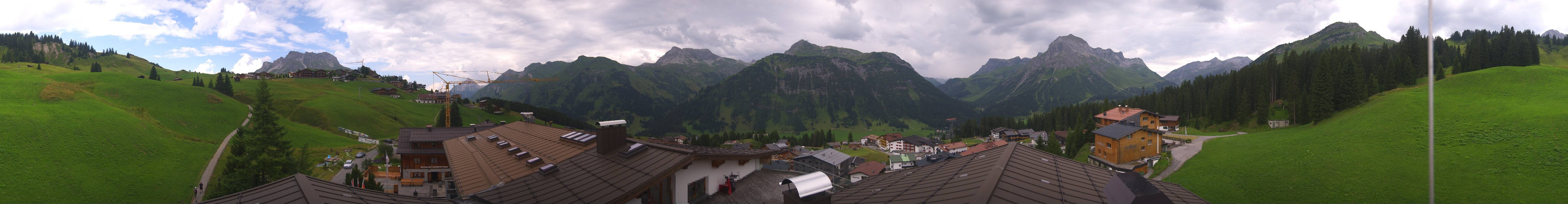 Archiv Foto Webcam Panorama Oberlech - Hotel Goldener Berg