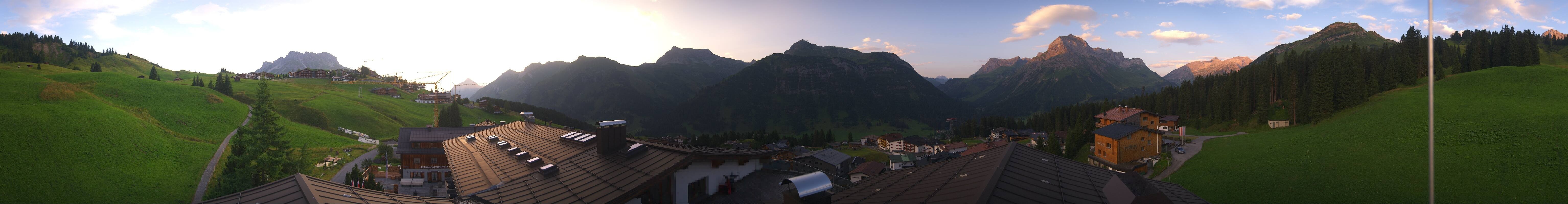 Archiv Foto Webcam Panorama Oberlech - Hotel Goldener Berg